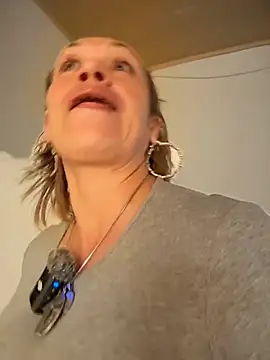 sexymarilyncolombia online show from March 2026 02:58:01 PM