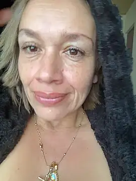 sexymarilyncolombia online show from April 2026 01:29:02 PM