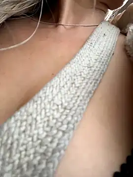 Snapshot of sexymarilyncolombia chatting on February 2026 02:14:01 PM sexymarilyncolombia online show from February 2026 02:14:01 PM