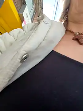 Snapshot of sexymarilyncolombia chatting on September 2025 12:23:02 PM sexymarilyncolombia online show from September 2025 12:23:02 PM