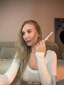 MariaTull online show from November 2025 06:23:01 PM