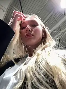 MariaTull online show from March 2025 02:44:02 PM