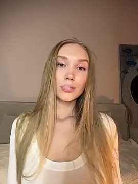 MariaTull online show from November 2025 06:11:02 PM