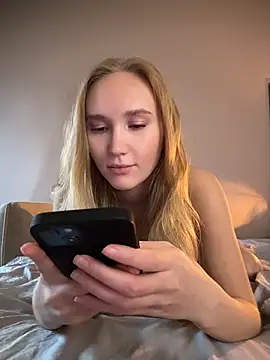 MariaTull online show from October 2025 11:35:01 AM