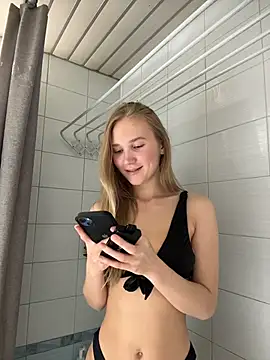 MariaTull online show from November 2025 09:52:02 PM