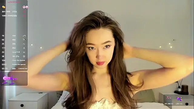  luna 022 online show from November 2025 04:28:02 AM