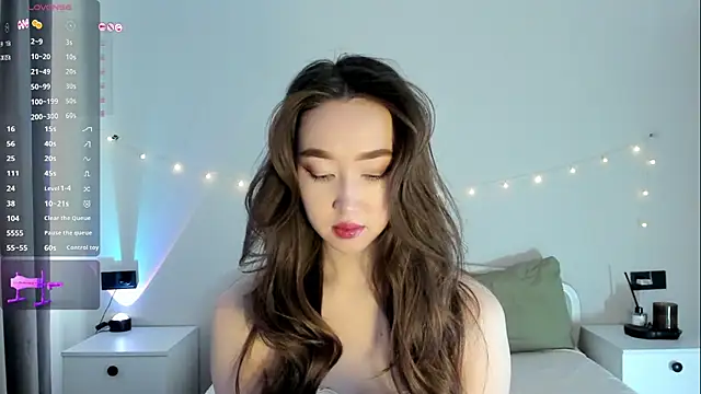  luna 022 online show from September 2025 04:18:01 AM