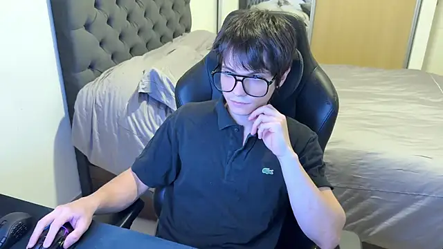 SasukeUhchiaa online show from March 2025 11:47:02 PM