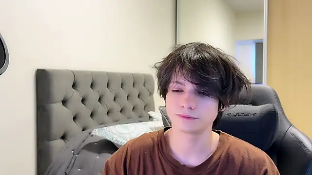 SasukeUhchiaa online show from December 2024 10:28:02 AM