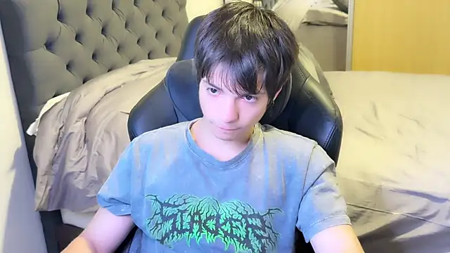 SasukeUhchiaa online show from February 2025 01:11:01 PM