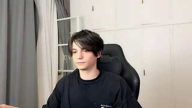 SasukeUhchiaa online show from March 2026 02:01:01 AM