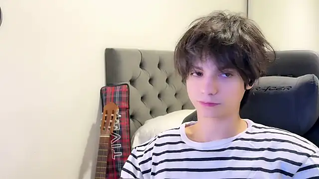 SasukeUhchiaa online show from December 2024 01:09:01 AM