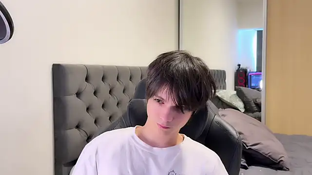 SasukeUhchiaa online show from January 2025 10:19:01 PM