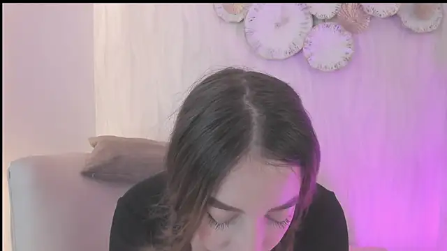 Meredit Lane online show from June 2026 06:57:01 PM