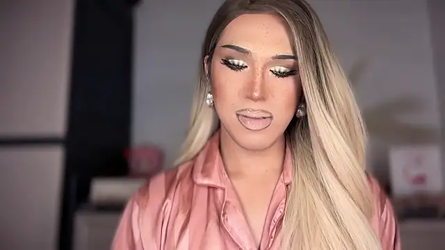 Ts glamxxxx online show from January 2026 01:43:02 AM