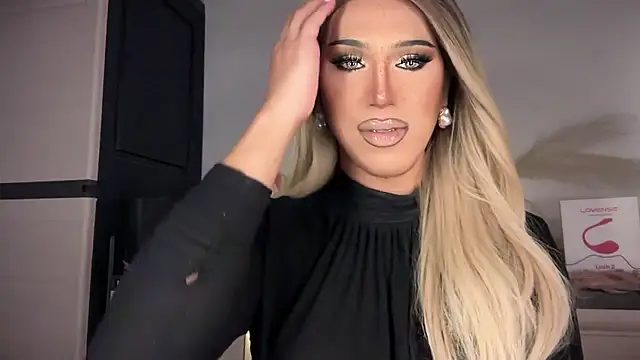 Ts glamxxxx online show from January 2026 12:06:02 AM