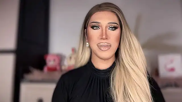 Ts glamxxxx online show from January 2026 12:38:01 AM