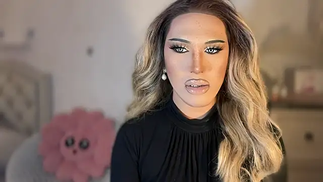 Ts glamxxxx online show from November 2025 02:15:02 AM