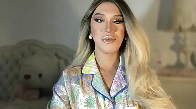 Ts glamxxxx online show from March 2025 07:03:01 AM