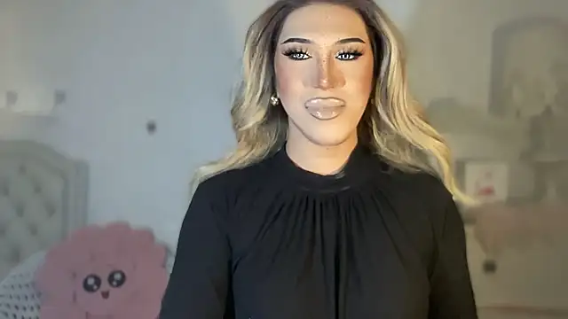 Ts glamxxxx online show from October 2025 03:06:01 AM