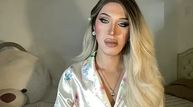 Ts glamxxxx online show from February 2025 12:48:01 AM