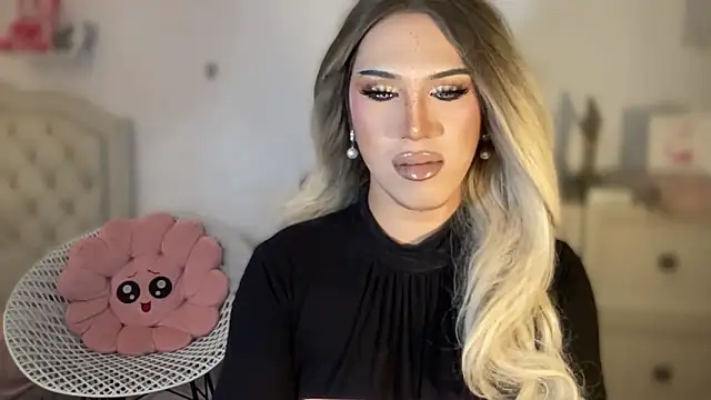Ts glamxxxx online show from September 2025 12:28:01 AM