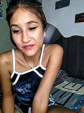 Little Naughty Nicole online show from April 2026 05:30:01 AM