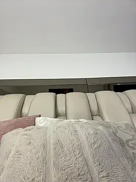 ALISSON FOXXX1 online show from April 2026 10:49:02 PM