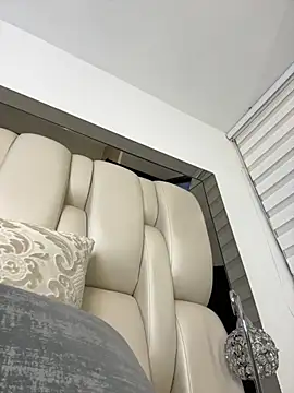 ALISSON FOXXX1 online show from October 2025 08:54:02 PM