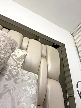 ALISSON FOXXX1 online show from November 2025 10:57:02 PM