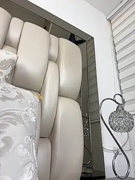 ALISSON FOXXX1 online show from November 2025 08:46:01 PM