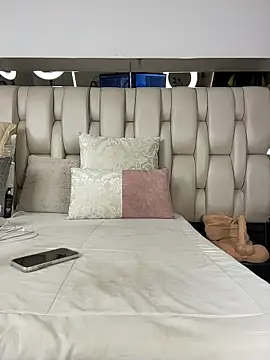 ALISSON FOXXX1 online show from April 2026 10:55:02 PM