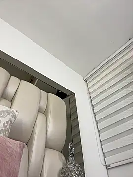 ALISSON FOXXX1 online show from February 2026 11:01:02 PM