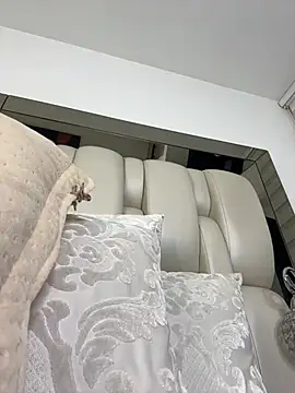 ALISSON FOXXX1 online show from January 2026 10:57:01 PM