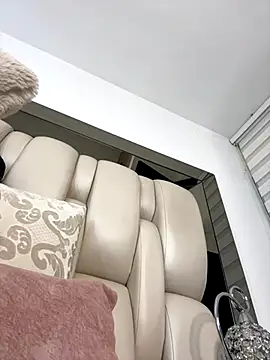 ALISSON FOXXX1 online show from October 2025 08:52:01 PM