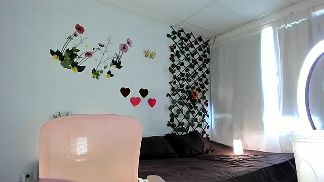 cailynhot online show from February 2025 06:26:02 PM