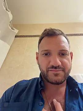JonJ0 online show from April 2026 10:25:02 PM