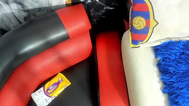 miacam-hot online show from November 2025 03:45:01 PM