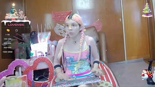 Snapshot of Skinygirl chatting on February 2025 12:41:01 AM Skinygirl online show from February 2025 12:41:01 AM