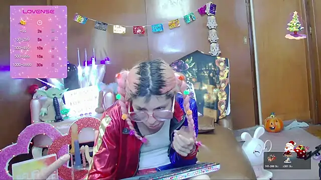 Snapshot of Skinygirl chatting on October 2025 10:09:01 PM Skinygirl online show from October 2025 10:09:01 PM