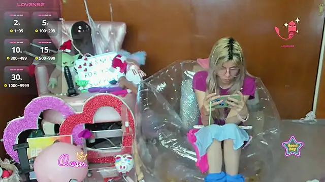 Skinygirl online show from January 2026 06:57:01 PM