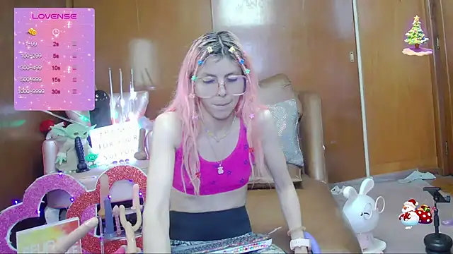 Snapshot of Skinygirl chatting on October 2025 12:42:01 AM Skinygirl online show from October 2025 12:42:01 AM