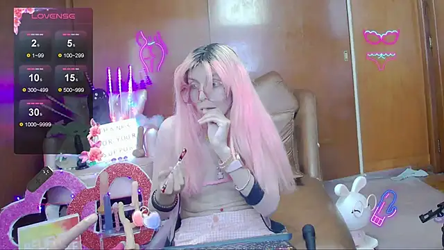 Snapshot of Skinygirl chatting on November 2025 09:41:01 PM Skinygirl online show from November 2025 09:41:01 PM