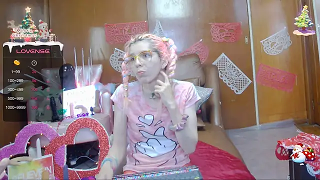Snapshot of Skinygirl chatting on February 2025 03:16:02 AM Skinygirl online show from February 2025 03:16:02 AM