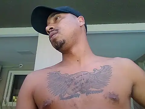 Juninho10c online show from November 2025 12:21:02 PM