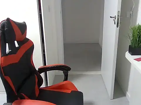 Juninho10c online show from November 2025 03:32:02 AM