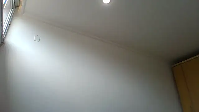 Juninho10c online show from December 2025 10:14:01 AM