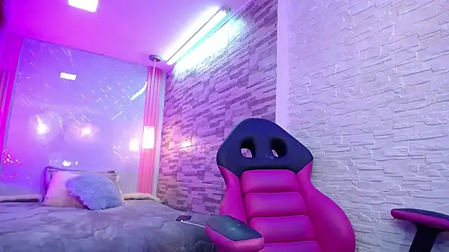 SalmaTits online show from February 2025 06:33:01 PM