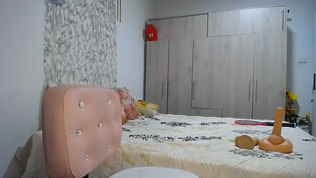 agatfox online show from June 2026 12:16:02 AM