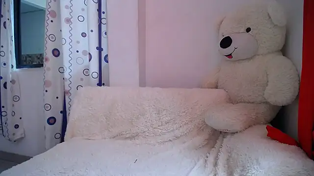 agatfox online show from November 2025 03:49:01 PM